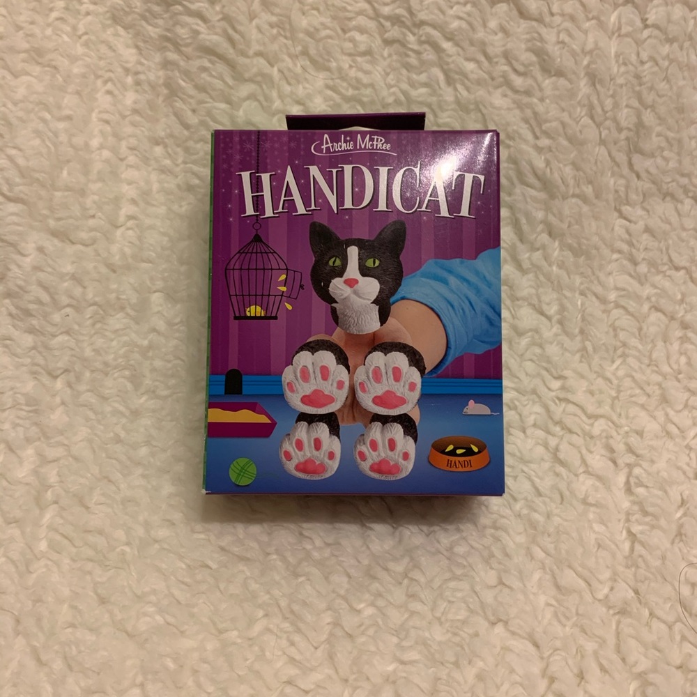 Archie McPhee Handicat